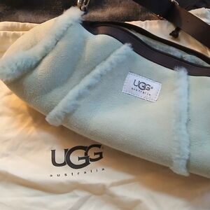 UGG Light Baby Blue Shearling Suede Barrel shape purse & UGG storage bag. NWOT